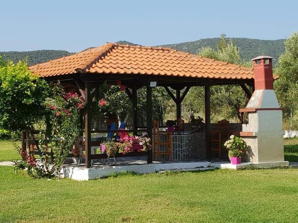Villa Irida Sarti Luaran gambar