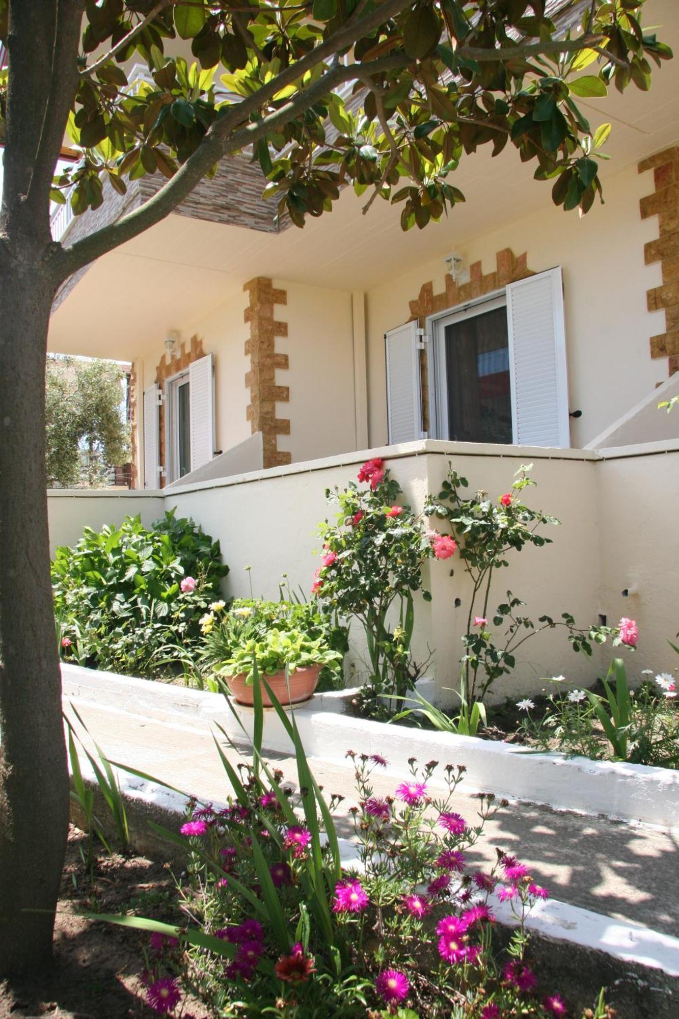 Villa Irida Sarti Luaran gambar